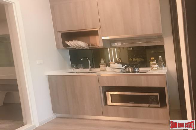 New High-Rise Smart Condo in Construction with Excellent Facilities on Connecting Road between Sukhumvit and Thepharak - 0 Metres to MRT - 1 Bed Plus Units-8