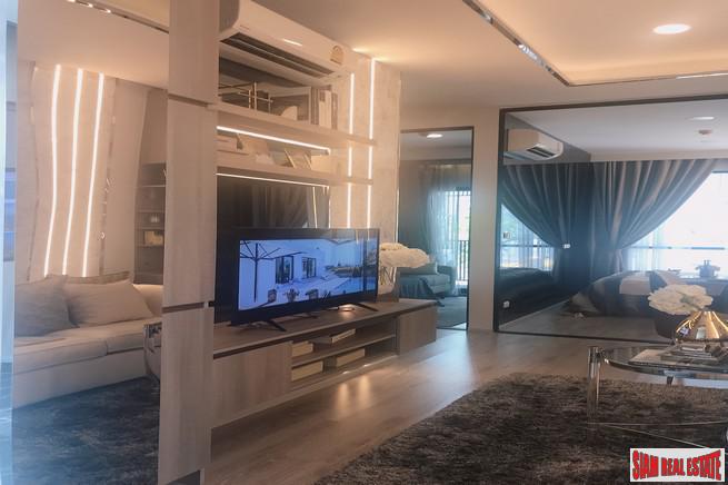 New High-Rise Smart Condo in Construction with Excellent Facilities on Connecting Road between Sukhumvit and Thepharak - 0 Metres to MRT - 2 Bed Units-4