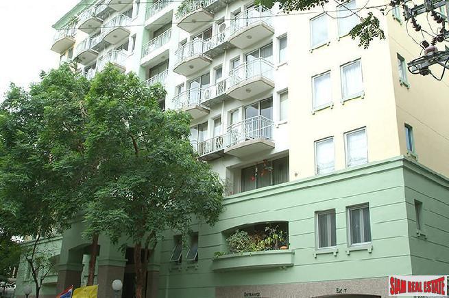 Raintree Villa | Studio Condo for Sale in Tropical Surroundings at Sukhumvit 53, Thong Lor - Thai Quota