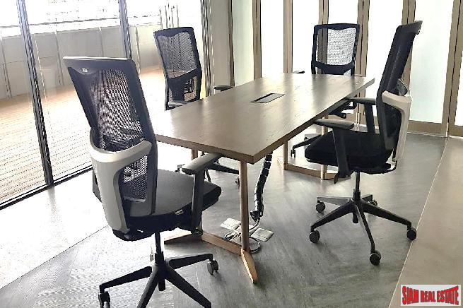 Newly Completed Luxury Mixed Use High-Rise Condo with Grade A Office and Luxury Mall at Asoke - Large 1 Bed Units - Apply for Special Prices!-26