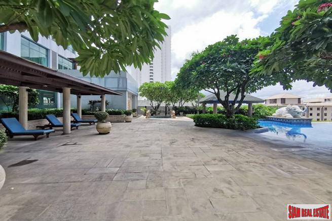 Baan Sathorn Chaophraya | Exceptional River Views from this Two Bedroom Condo for Sale in Saphan Taksin-7