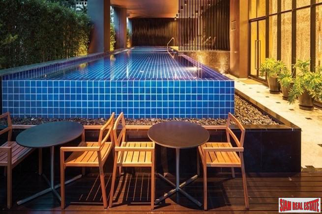 Noble Reveal | Warm and Homey One Bedroom with Clear City Views for Sale in Ekkamai-0