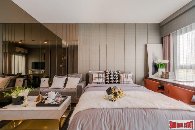 Newly Completed High-Rise at New Rama 9 Area on Ramkhamhaeng Road 9 Close to MRT by Leading Thai Developers - Studio Units - Up to 10% Discount!-7