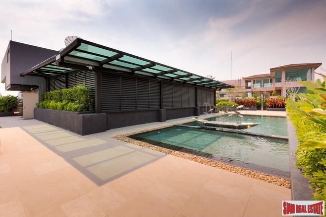 Low-Rise Quality Condo at Soi Thong Lor with Roof Facilities, close to Phetchaburi Road - 1 Bed Units-10