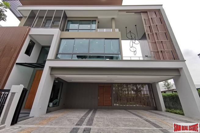 Luxury 5 Bed Show House for Sale in Exclusive Estate with Clubhouse at Bangchak Sukhumvit, close to BTS Phunnawithee-10