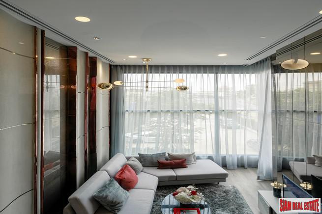 Hot New Luxury High-Rise Condo at the New Central Business District next to MRT Huai Khwang - 1 Bed Plus Units - Free Full Furniture and Discount!-19