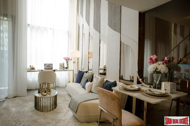 Pre-Sale of Hot New Luxury High-Rise Condo of Loft Units at the New Central Business District next to MRT Huai Khwang - 2 Bed Loft Units - Free Full Furniture and Discount!-24