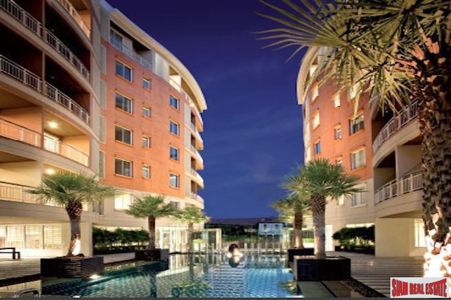 The Rise Sukhumvit 39 | Two Bedroom with Pool View in a Phrom Phong Low Rise Condo