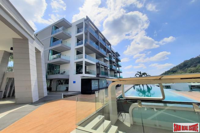 Absolute Twin Sands Tri Trang Beach | One Bedroom Sea View in Luxury Patong Condo-1