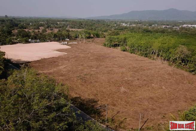 Exclusive and Luxurious Living - New 3 & 4 Bedroom Pool Villas in Layan-8