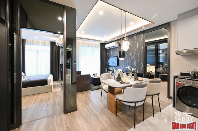 New Luxury Neo Classic Designed High-Rise at Charoennakorn close to Icon Siam, BTS Gold Line and the Riverside - 3 Bed Units - BitCoin Accepted as Payment-15