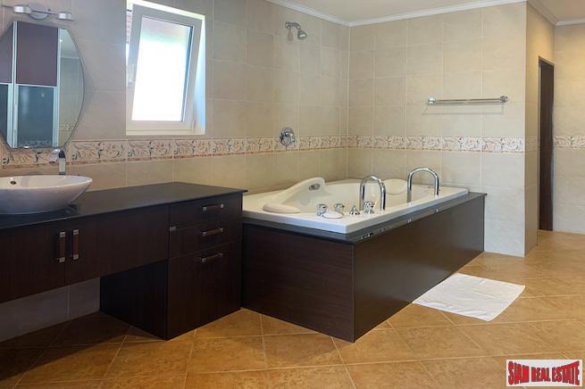 Chuan Cheun Lagoon | Fantastic Three Bedroom Family Home with Pool for Sale in Koh Kaew-5