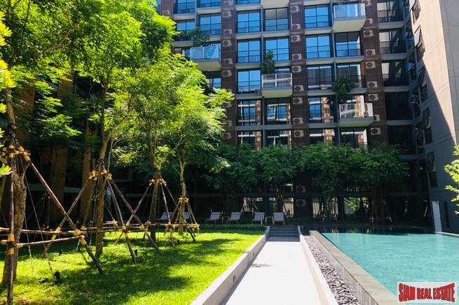 Newly Completed Quality Low-Rise Condo by Leading Thai Developers at Sukhumvit 42, Ekkamai - 2 Bed Units | 20% Discount and Fully Furnished!