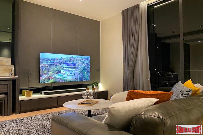 Beatniq Sukhumvit 32 | Elegantly Furnished One Bedroom Condo with Great City Views for Sale in Thong Lo-3
