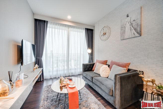 Ready to Move in Smart Green High-Rise Condos with Commercial District and IT Hub on Sukhumvit Road, BTS Punnawithi - 2 Bed Units-4