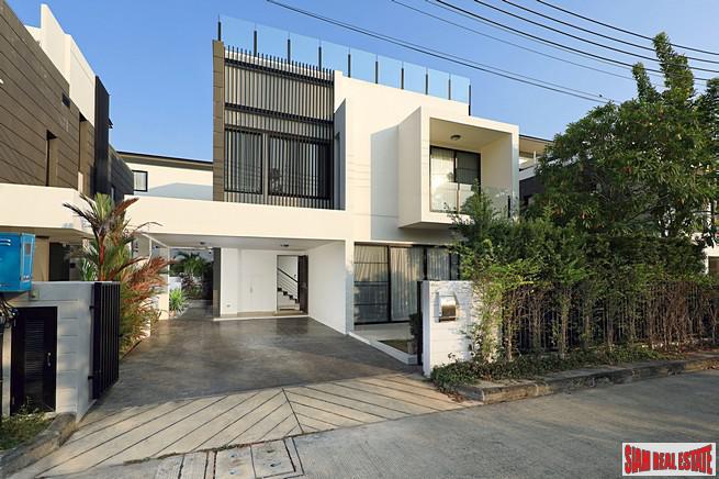 Laguna Park 1 | Modern Luxury Four Bedroom Villa with Rooftop Pool for Sale-1