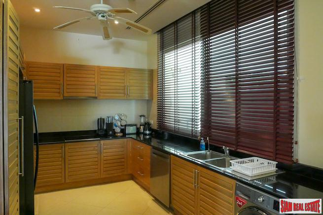 Layan Gardens | Spacious Three Bedroom Condo with Partial Sea Views for Rent in a Low Density Development