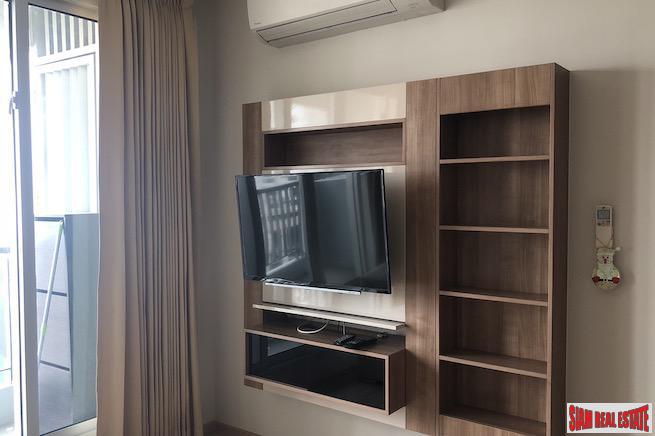 Rhythm Sathorn | Furnished Two Bedroom Condo with Beautiful City Views for Rent in Sathorn-11
