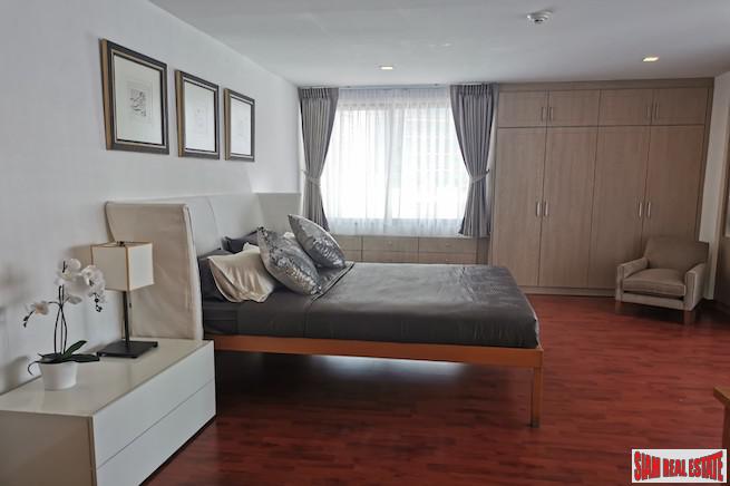 Las Colinas | Elegant & Spacious Two Bedroom Condo for Rent in Asoke