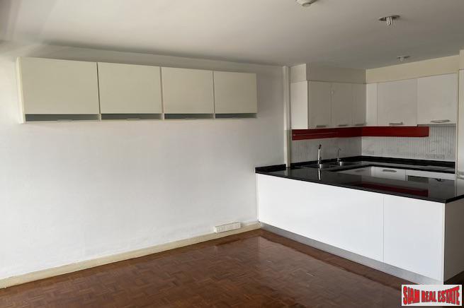 Baan Sukhumvit 36 | Large Two Bedroom Condo for Rent in Thong Lo with Unblocked City Views