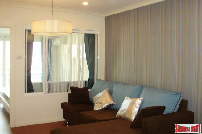 Grand Parkview Asoke | Comfortable One Bedroom Condo on the 27th Floor for Rent