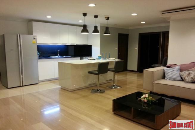Richmond Palace Condominium | Bright & Peaceful Three Bedroom Corner Unit for Rent in Phrom Phong