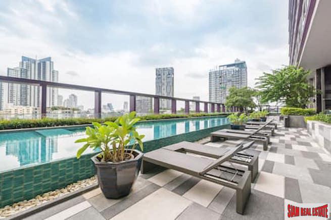 Noble Remix Sukhumvit 36 | Newly Renovated One Bedroom Condo for Sale in a Great Location - Building Connected to BTS Thong Lo-0