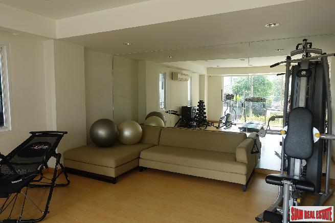 The VISCAYA Private Residence, 2 bedrooms+ 1 Study room, 3 bathrooms Apartment with 150 Sq.m.