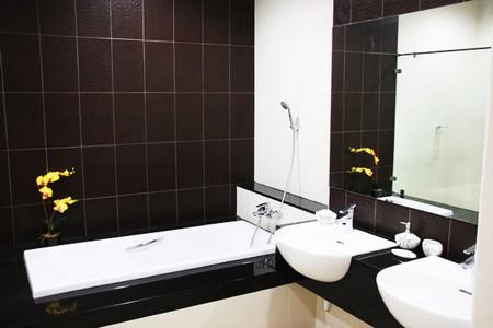 Karon Apartments | Two Bedroom Apartment with Scenic Mountain Views at Karon For Rent-1