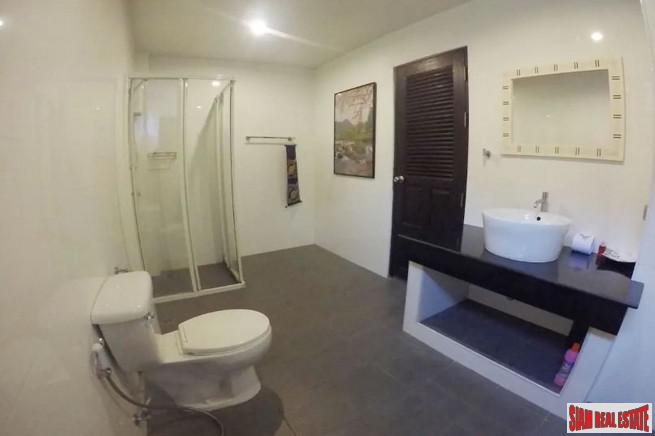 Balinese Style Three Bedroom Pool Villa near Loch Palm Golf Course in Kathu-9
