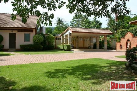 Spacious Three Bedroom House Plus Guest House in Rawai