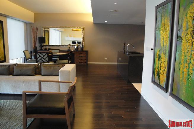 RENTED Two Minutes Walk To Radjadamri BTS Station,-6