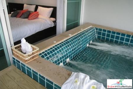 One Bedroom Luxury Beachfront Apartment with Private Jacuzzi in Ao Yon